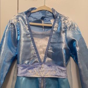 NWOT Elsa costume - Frozen 2